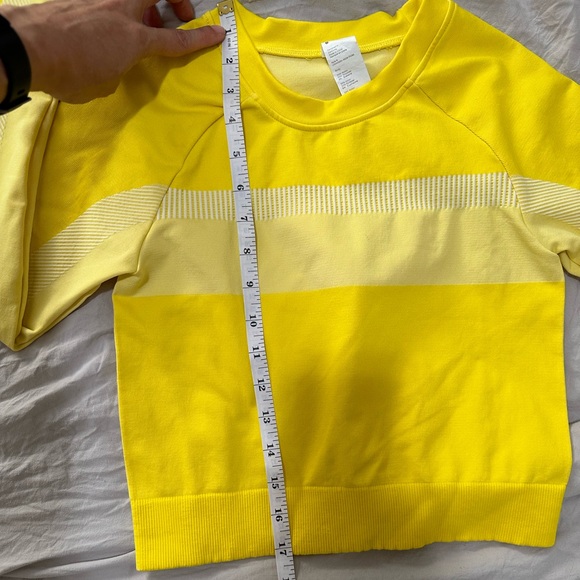 Fabletics Workout Outfit - Picture 10 of 13